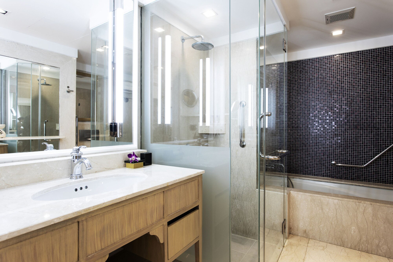 Bathroom 5, DUSIT THANI LAGUNA PHUKET, Phuket Island