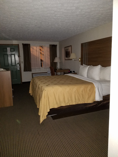 Bedroom 3, Quality Inn New River, Fayette