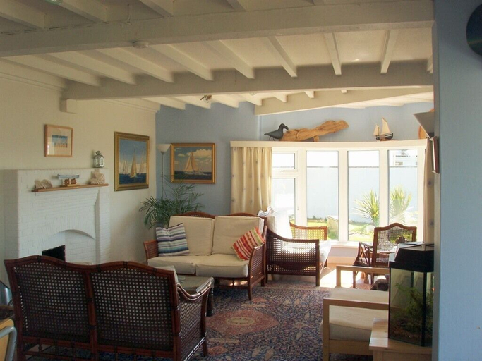 Others 3, Blue Bay House, Cornwall