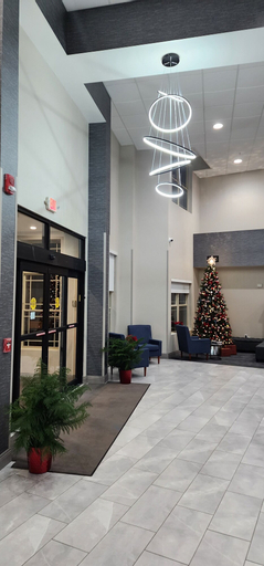 La Quinta Inn & Suites by Wyndham Lake George, Warren