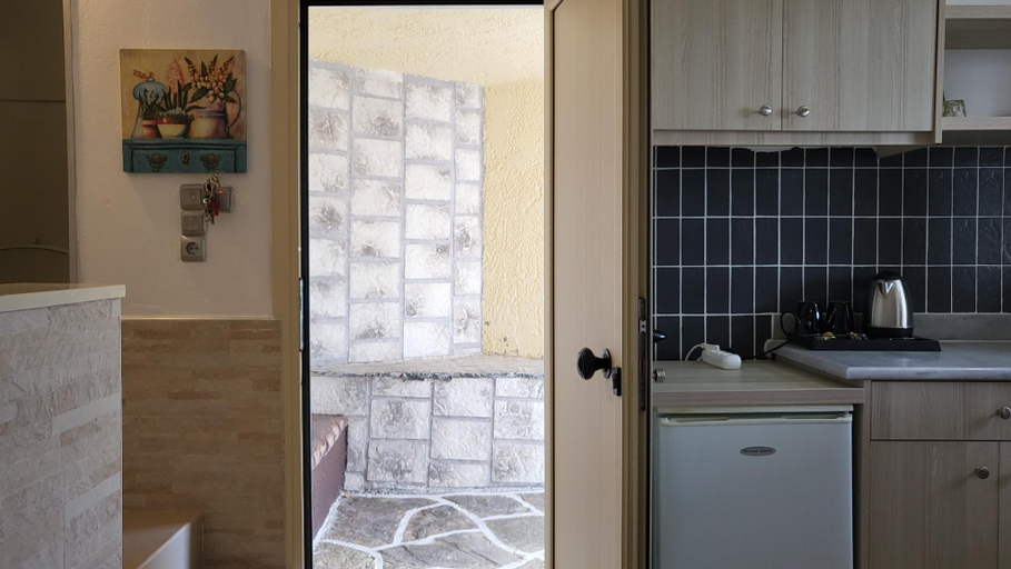 Others 5, Mesonette Bungalow Sea View, Crete