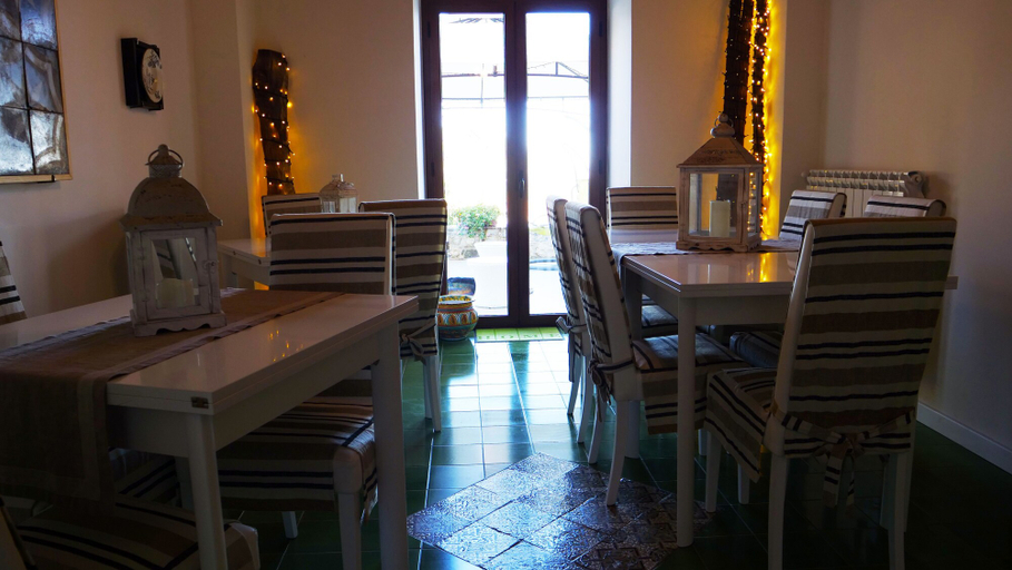 Food & Drinks, Antico Borgo San Francesco, Messina