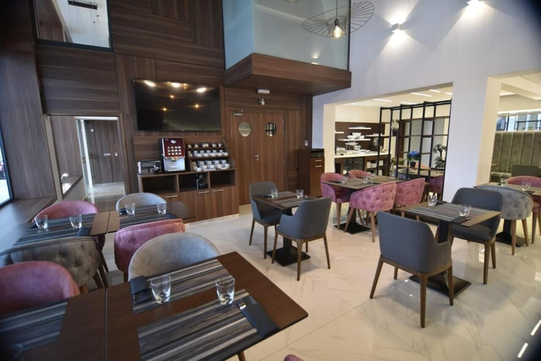Food & Drinks 4, NJ Hotel Rabat, Rabat