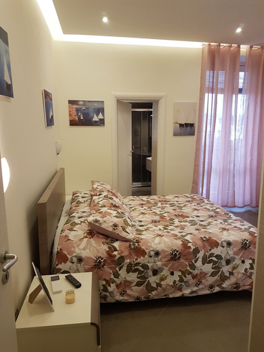 Bedroom 4, Casa Aristide, Napoli