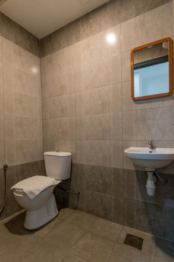 Bathroom 5, U Plus Budget Hotel, Seberang Perai Tengah