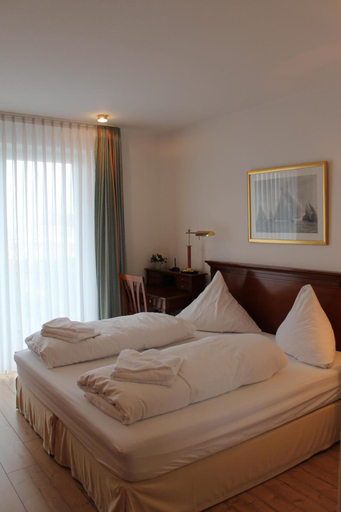 Bedroom 2, Vier Jahreszeiten Bensersiel, Wittmund