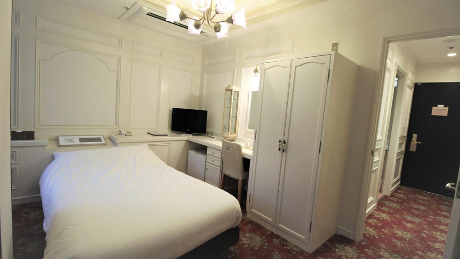 Bedroom 3, Royal Hotel Shinokubo, Shinjuku