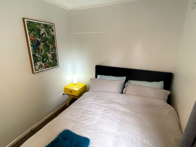 Bedroom 2, Chamberlain House, Rodney