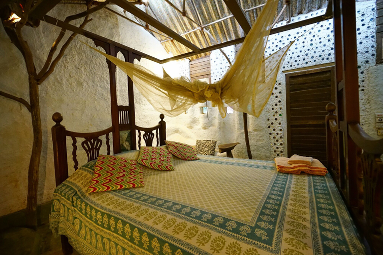 Bedroom 4, Saraya Art Cafe B&B, North Goa