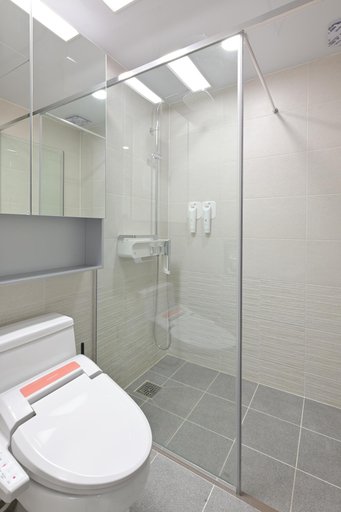 Bathroom 3, BayOne Park, Yeosu