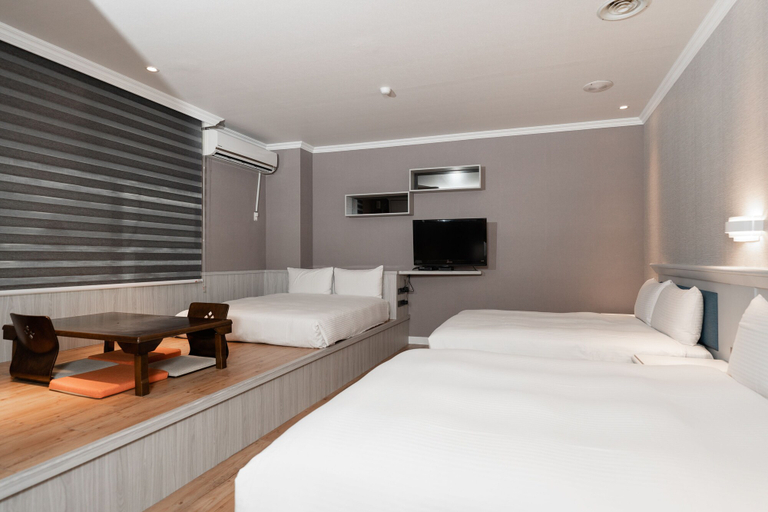 Bedroom 3, Yilan Fu Hsiang Hotel, Yilan