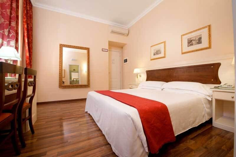 Bedroom 4, Residenza Domiziano, Roma