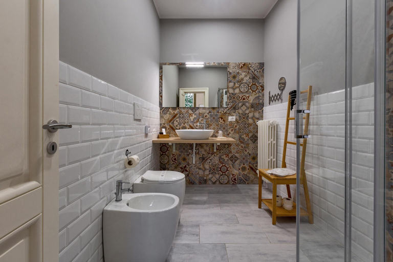 Bathroom 5, 3143 B&b Incentro Comfort Suite - Garden Suite by Barbarhouse, Lecce