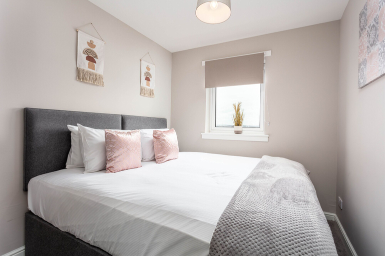 Bedroom 2, Marlborough Court - Donnini Apartments, South Ayrshire