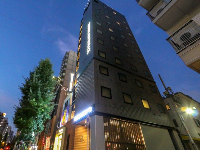 Exterior & Views 14