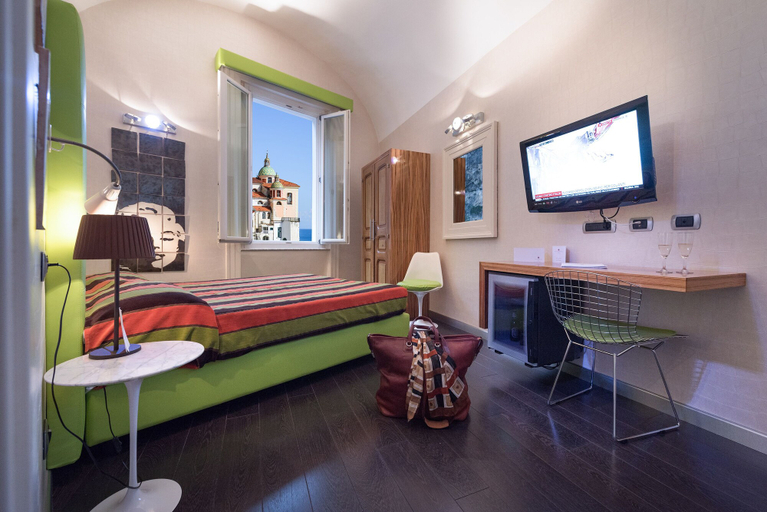 Bedroom 4, Palazzo Ferraioli Hotel & Wellness Center, Salerno