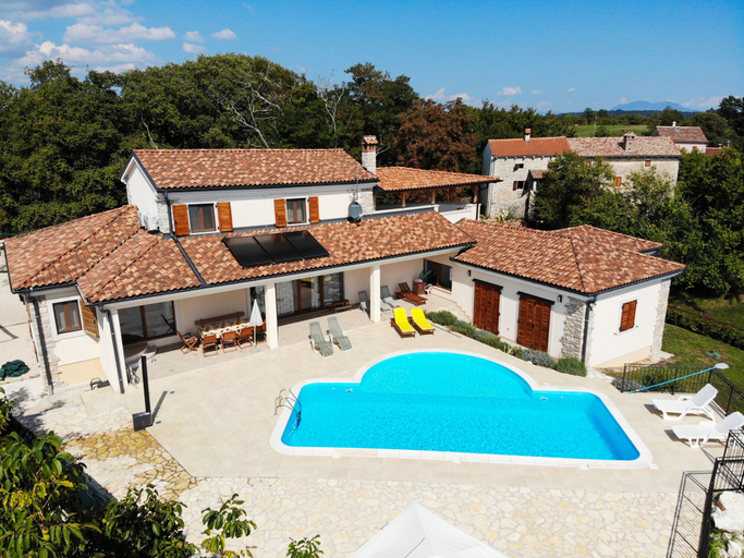 Exterior & Views 2, Arton Villa in the Heart of Istria, Žminj