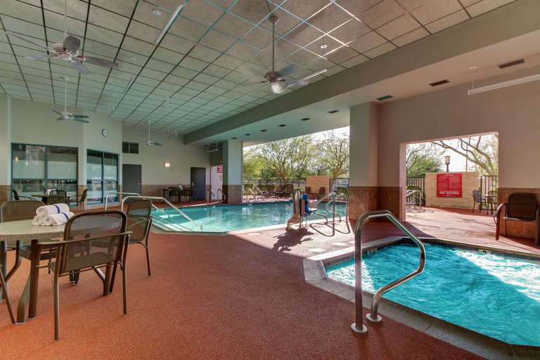 Sport & Beauty 2, Drury Inn & Suites Phoenix Happy Valley, Maricopa