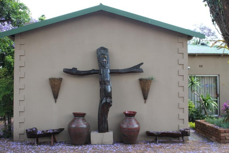 Exterior & Views 2, African Roots Guest House, Capricorn
