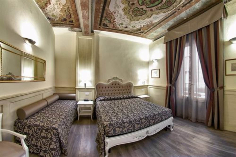 Bedroom 4, Hotel Pedrini, Bologna