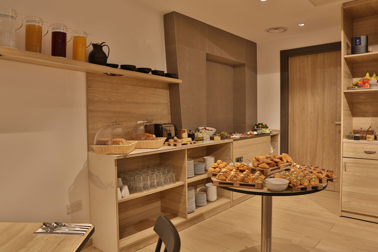 Food & Drinks 5, Ivy Hotel - Adults Only, St Julian's
