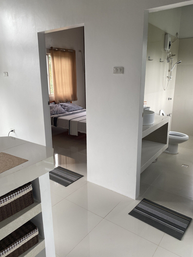 Bathroom 3, Casa de Pueblo Japanese shrine, Valencia
