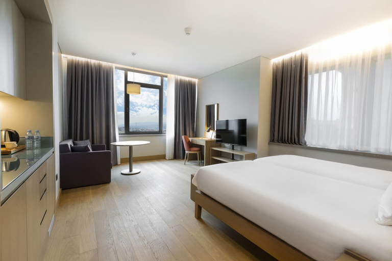 Bedroom 2, Radisson Hotel Istanbul Harbiye, Beşiktaş
