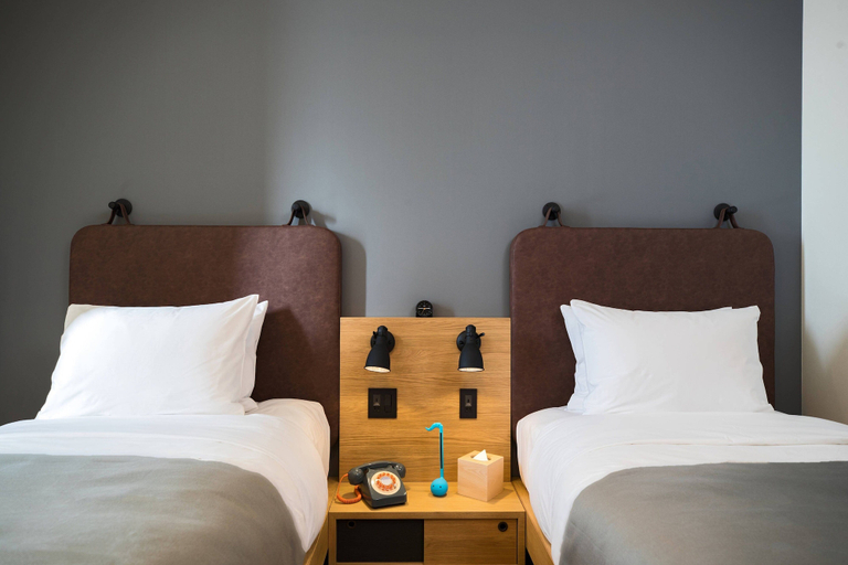 Bedroom 5, Moxy Osaka Honmachi, Osaka