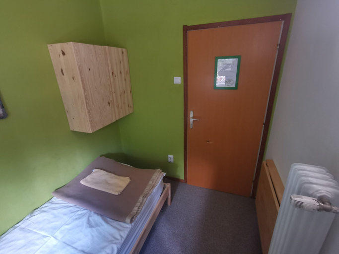 Bedroom 3, Hostel pod Voglom, Bohinj