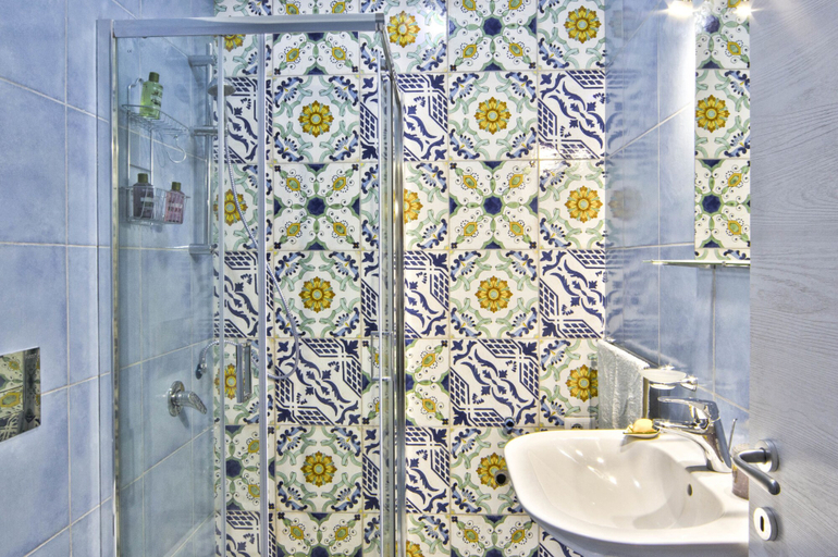 Bathroom 2, Il Limoncello - Historical Center, Napoli