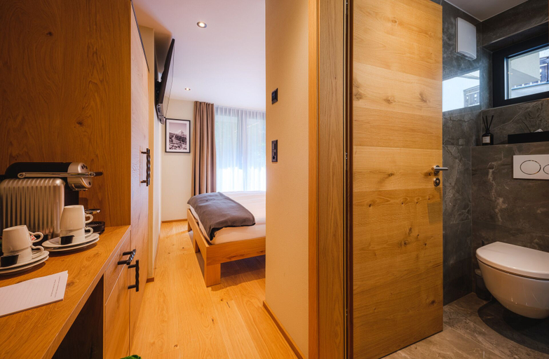 Bathroom 4, Hotel Tannenhof, Visp