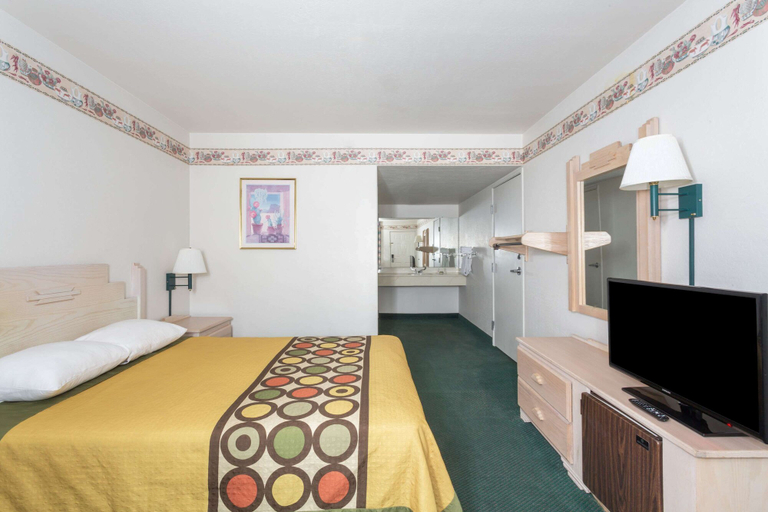 Bedroom 5, Super 8 by Wyndham Cottonwood, Yavapai