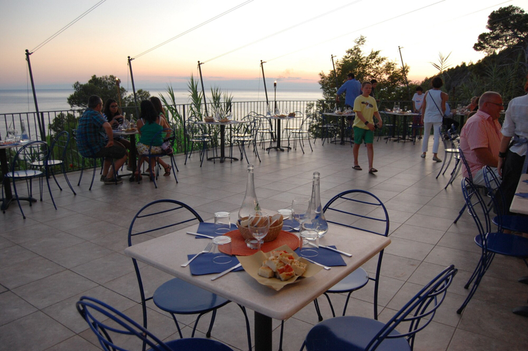 Food & Drinks 5, Resort La Francesca, La Spezia