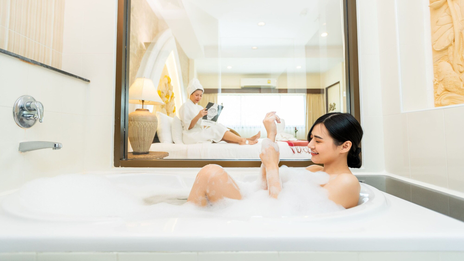 Bathroom 4, Phanomrung Puri Boutique Hotels and Resorts, Nang Rong