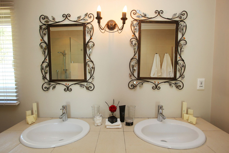 Bathroom 4, Cascade Country Manor, Cape Winelands