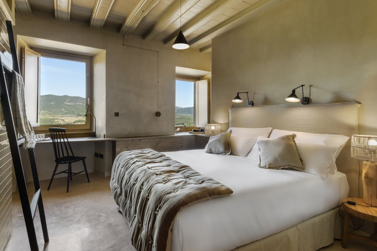Bedroom 3, Torre del Marqués Hotel Spa & Winery - Small Luxury Hotels, Teruel