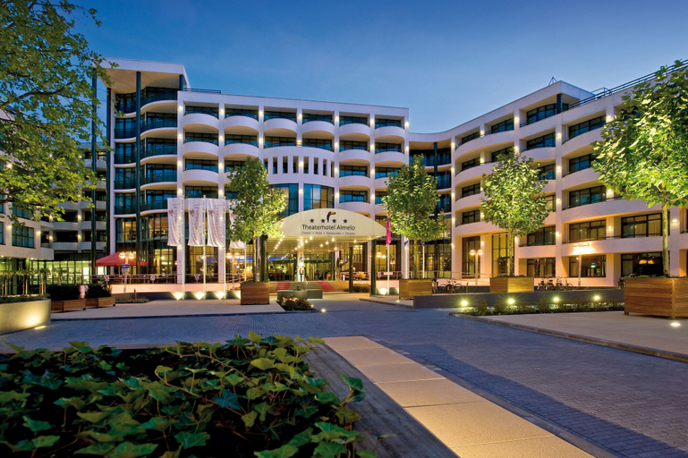 Exterior & Views 2, Van der Valk Theaterhotel Almelo, Almelo