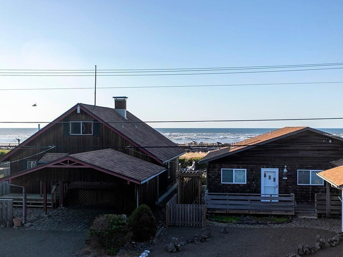 Exterior & Views 1, Steve's Getaway, Clatsop
