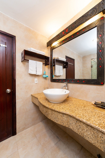Bathroom 5, Gold Coast Da Nang Hotel, Da Nang