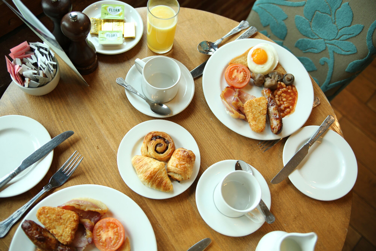 Food & Drinks 5, Old Thorns Hotel & Resort, Hampshire