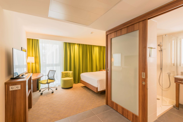 Bedroom 5, Hampton by Hilton Munich City West, München