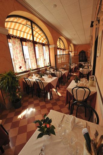 Food & Drinks 4, Miramare, Roma