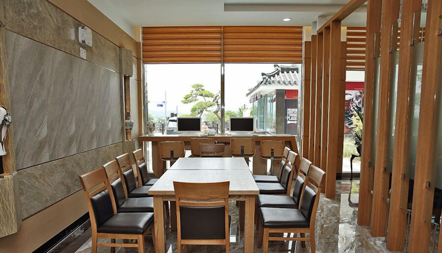 Food & Drinks 5, Arisu Gyeongju, Gyeongju