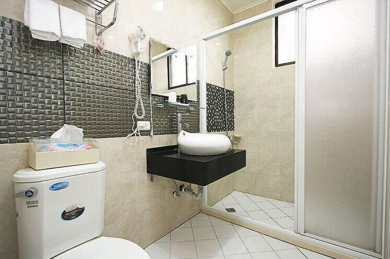 Bathroom 3, Hualien Bigbowl B&B, Hualien