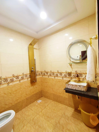 Bathroom 2, Seven k Heights Inn Pindi Point Murree, Rawalpindi