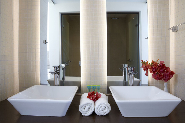Bathroom 4, Sunshine Rhodes - All Inclusive, South Aegean