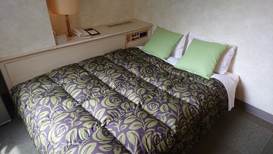 Bedroom 4, Hotel A.P, Ikeda