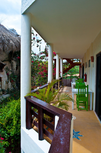 Others 5, Hotel el Moro, Benito Juárez