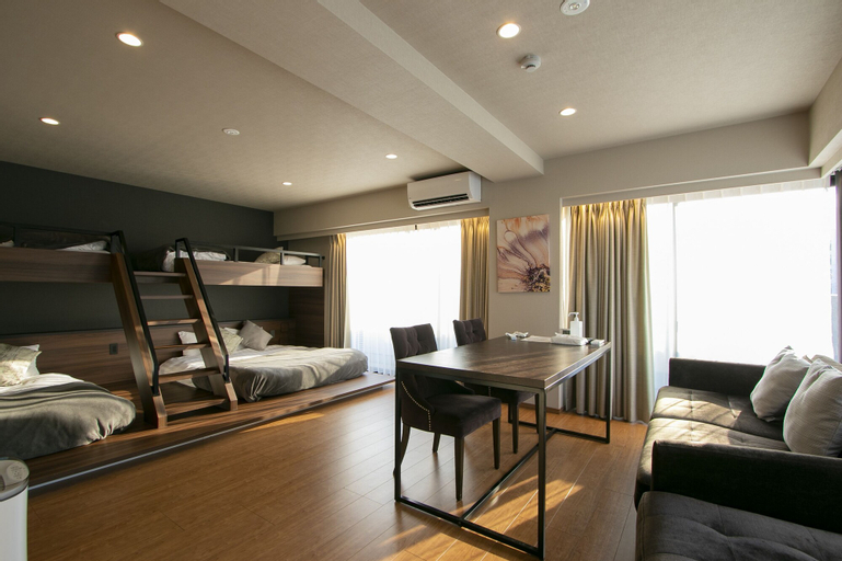 Bedroom 4, Minn Ueno Iriya, Taitō