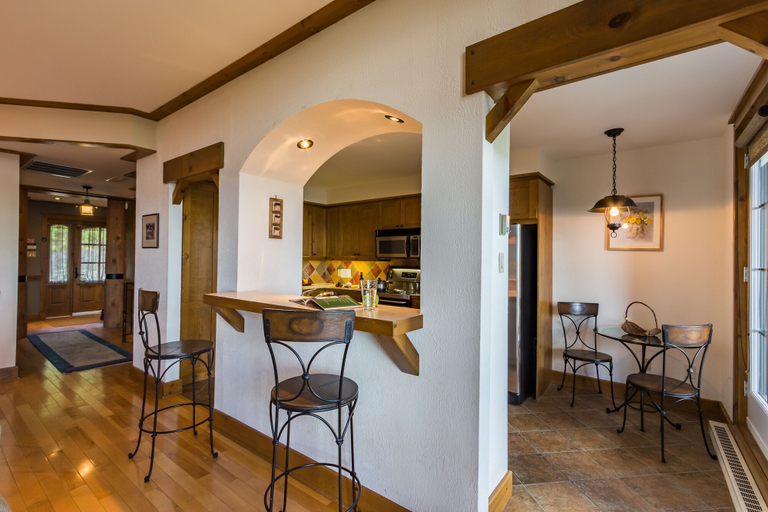 Food & Drinks 5, Equinox - RVMT, Les Laurentides